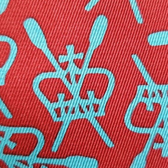 Brand Unknown Silk Necktie - Picture 4 of 8